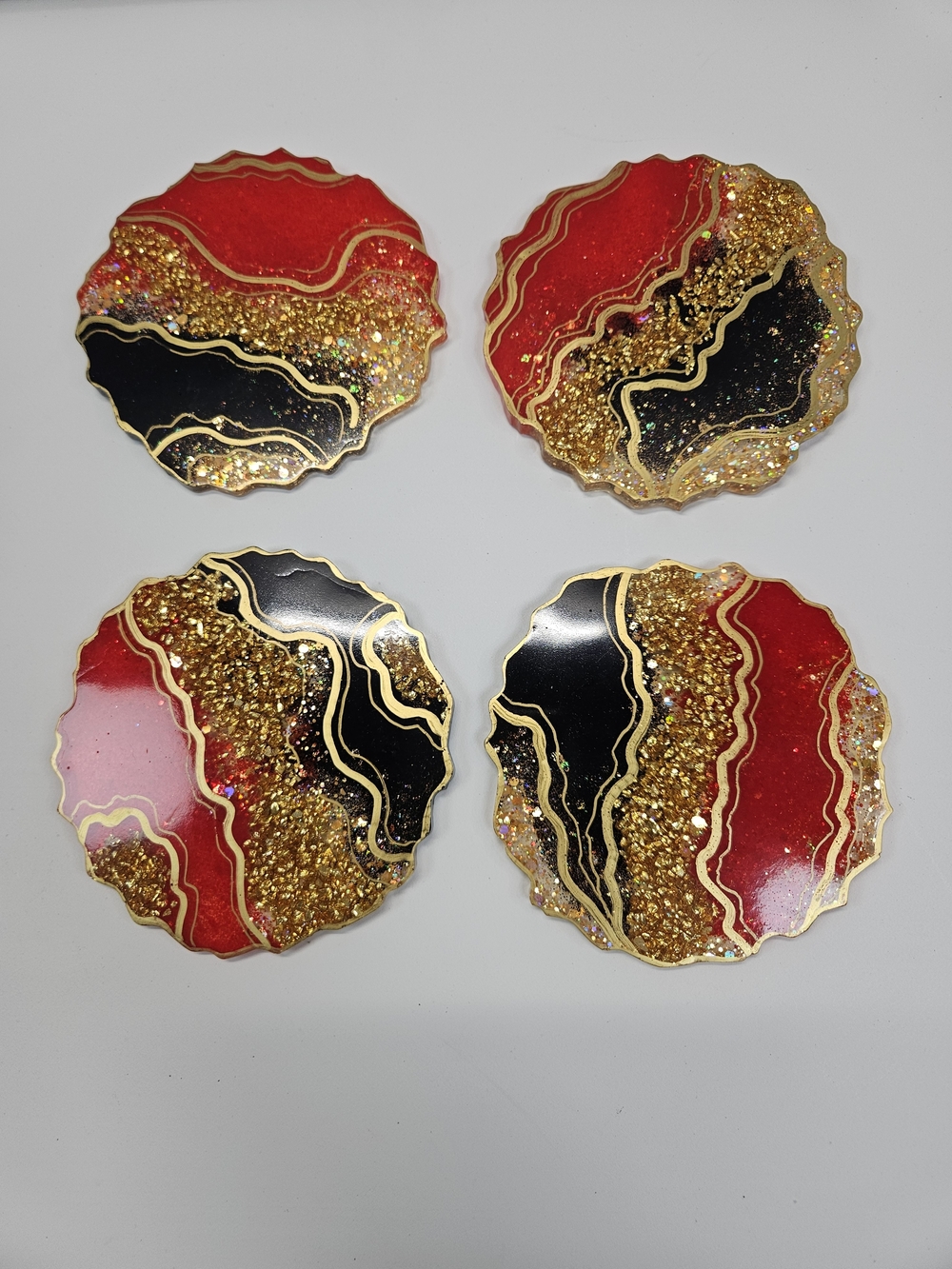 Set of 4 Resin Geode Coasters Red Black Gold Flake Glitter Agate Style Art Cup